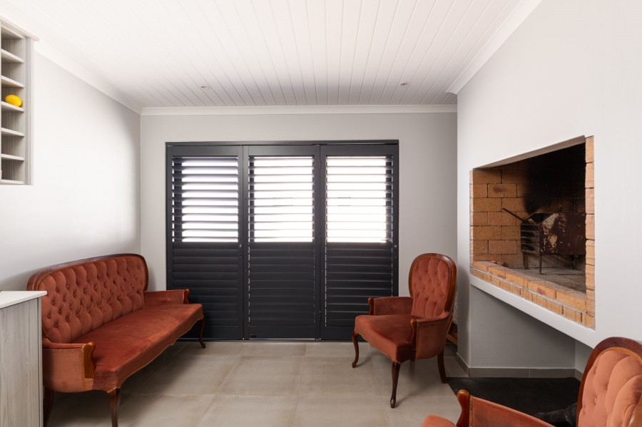 3 Bedroom Property for Sale in Laaiplek Western Cape